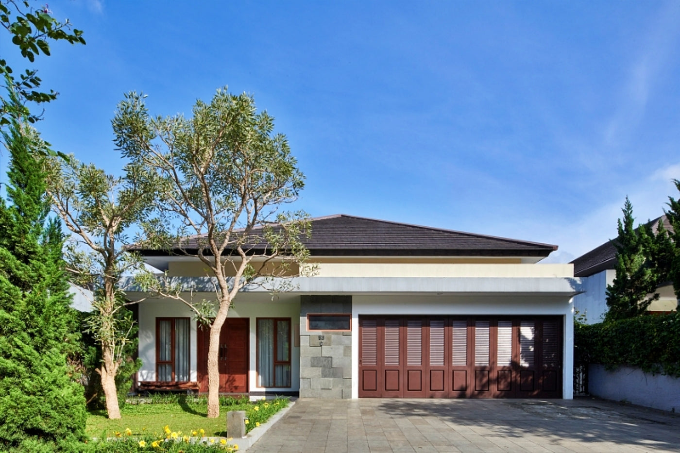 Magenta Villa 6 Bedrooms