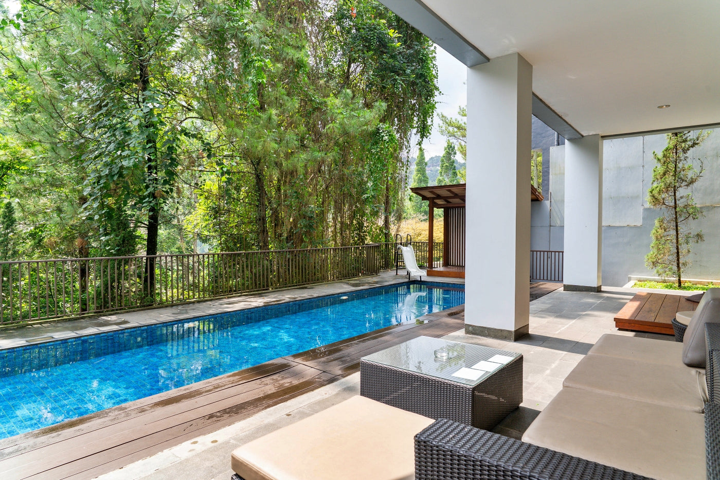 Narwastu Villa 6 Bedrooms