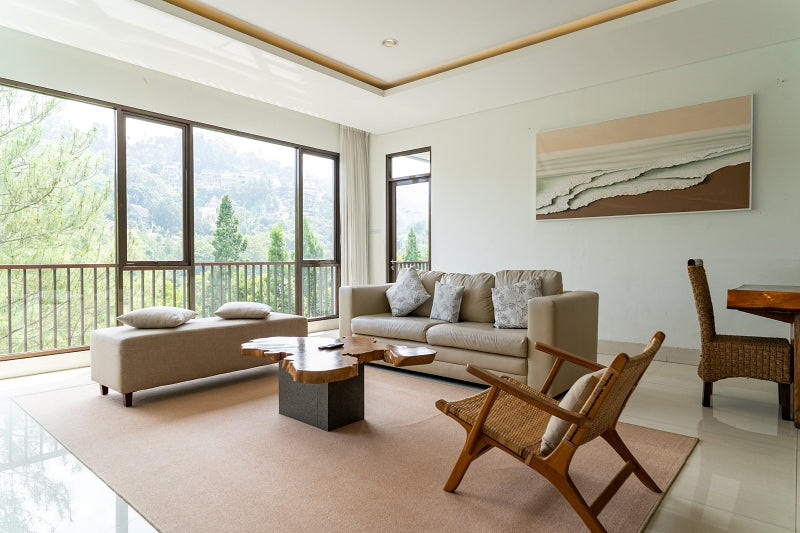 Magenta Villa 6 Bedrooms