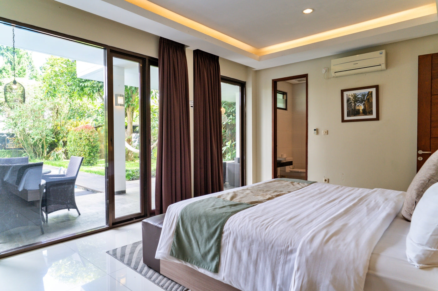 Breeze Blow Villa 5 Bedrooms