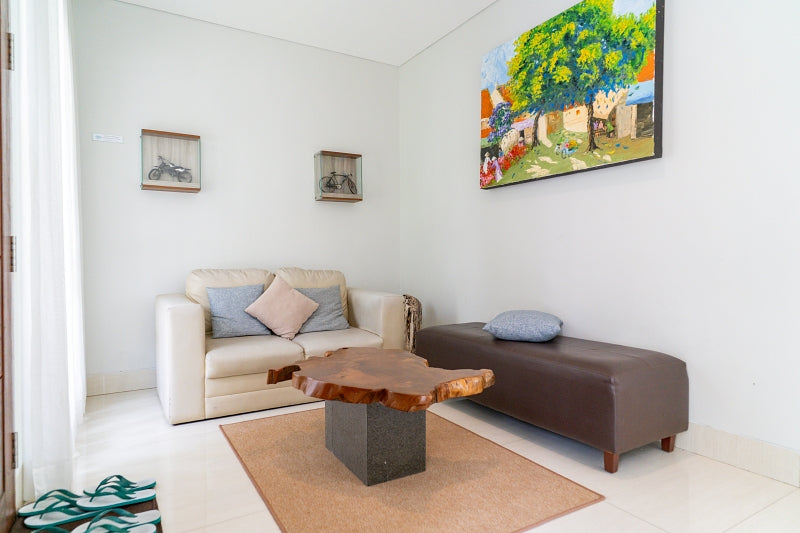 Magenta Villa 6 Bedrooms