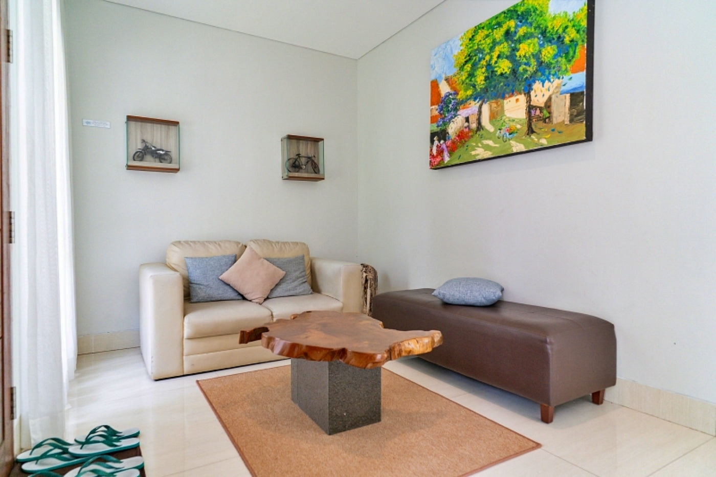 Magenta Villa 6 Bedrooms